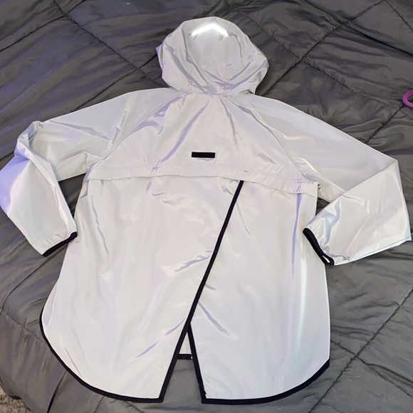 women’s CK reflective Jacket, never worn - Picture 2 of 5